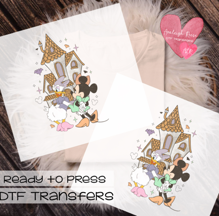 Minnie daisy Halloween Castle Transfer