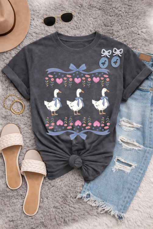 Vintage Ducks Sweatshirts & T-Shirts